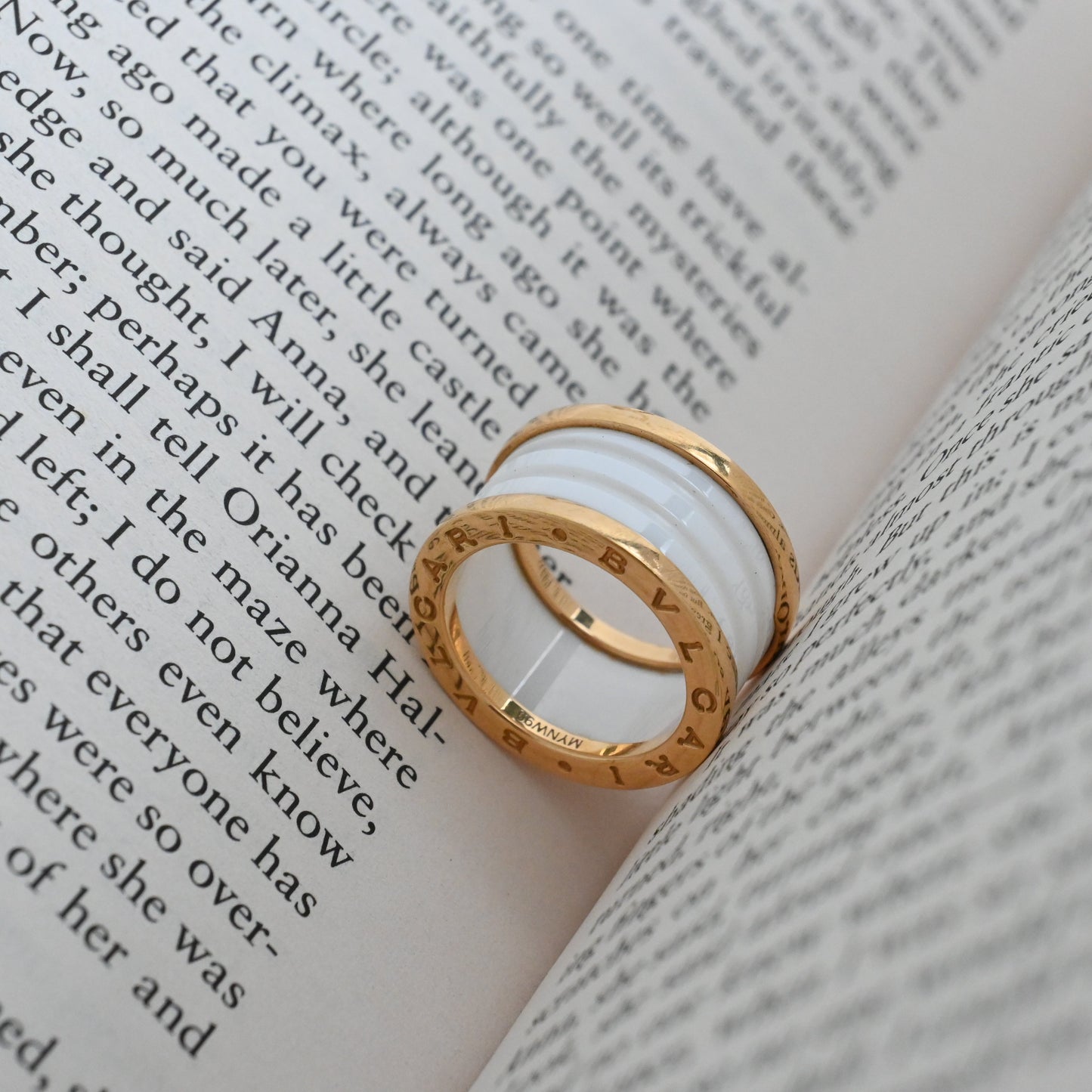 Bvlgari B. Zero 4-Band White Ceramic 18k YG Ring
