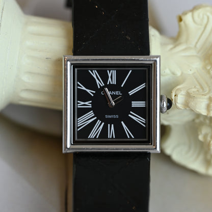 Chanel Mademoiselle H0875