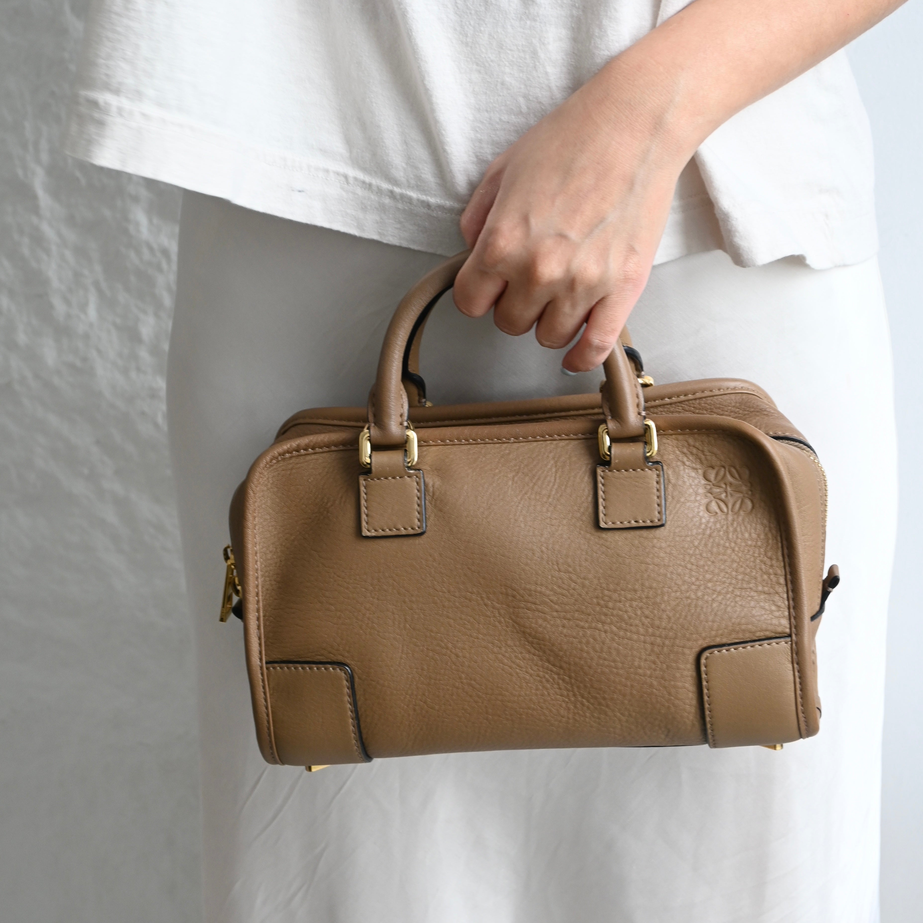 Loewe Amazona 23 - Leluxe Vintage Sdn. Bhd.