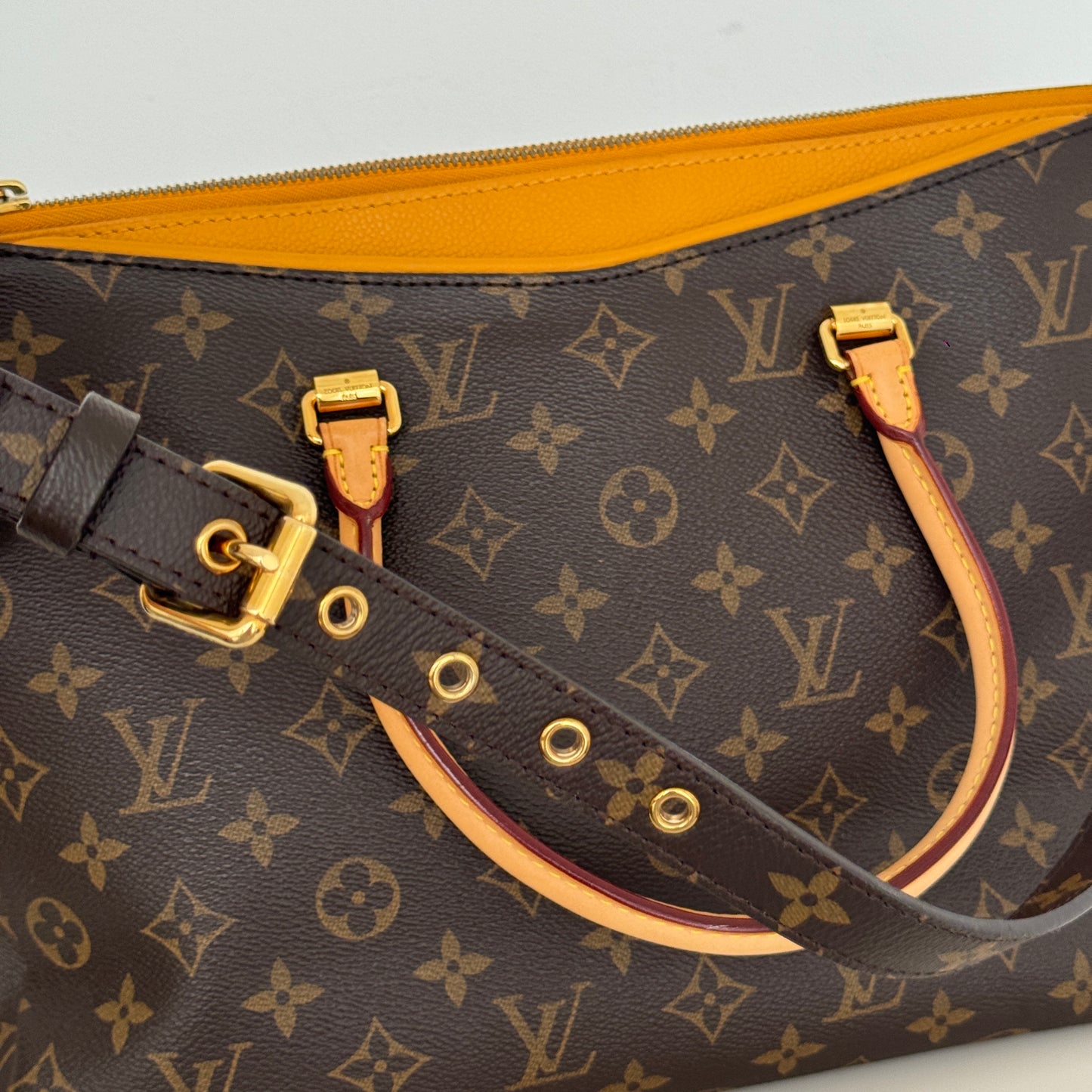 Louis Vuitton Pallas MM Monogram