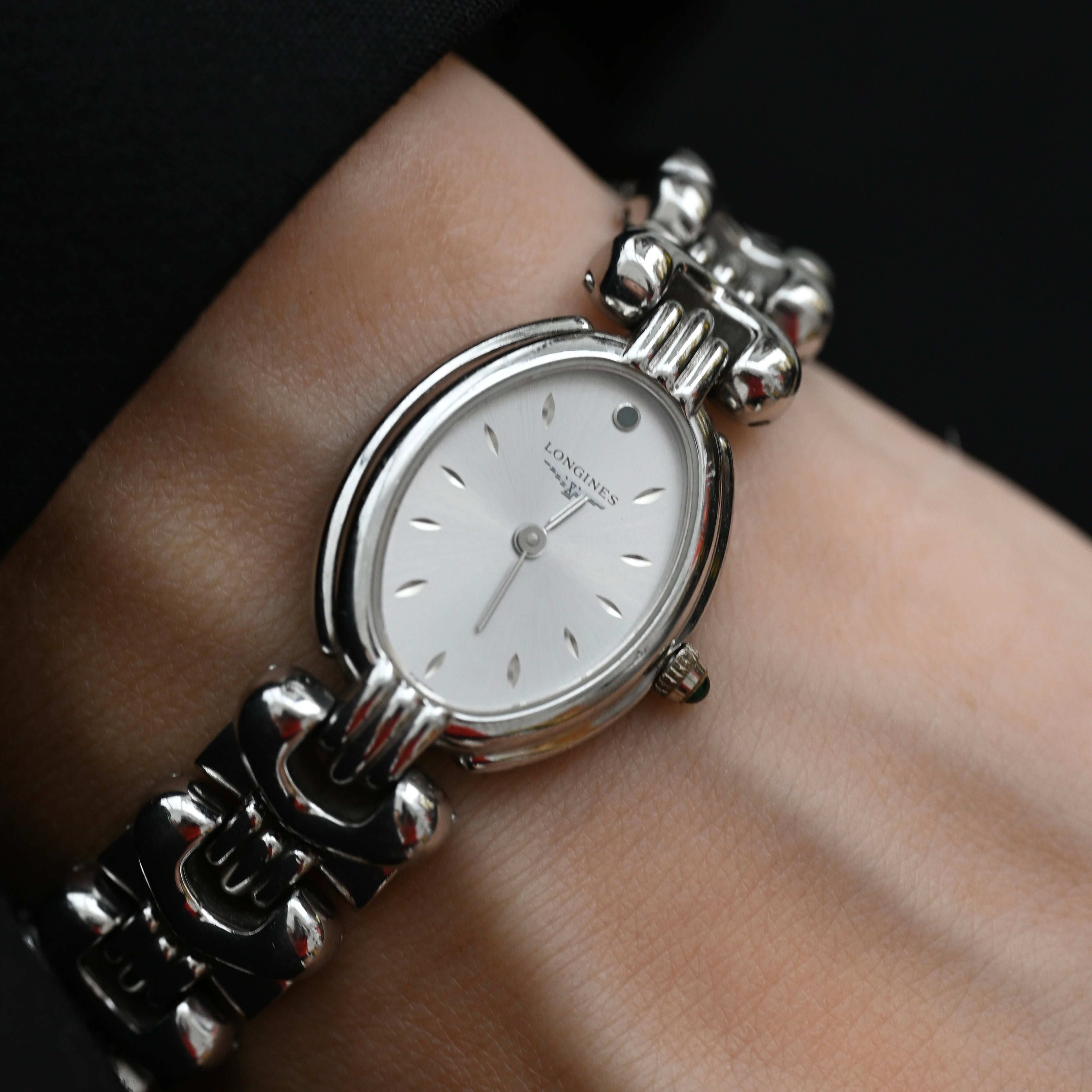 Longines L6.123.4 Oval Bracelet Watch - Leluxe Vintage Sdn. Bhd.