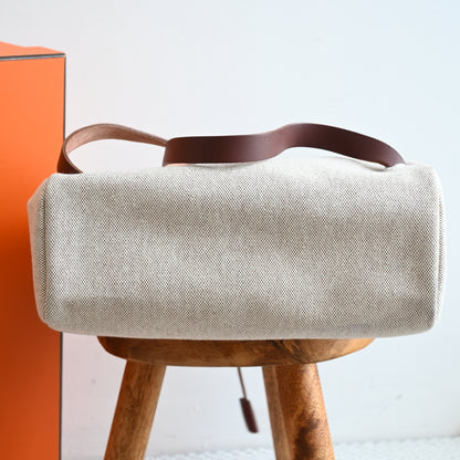 Hermès Toile Ale Bag Ad MM  □E: 2001