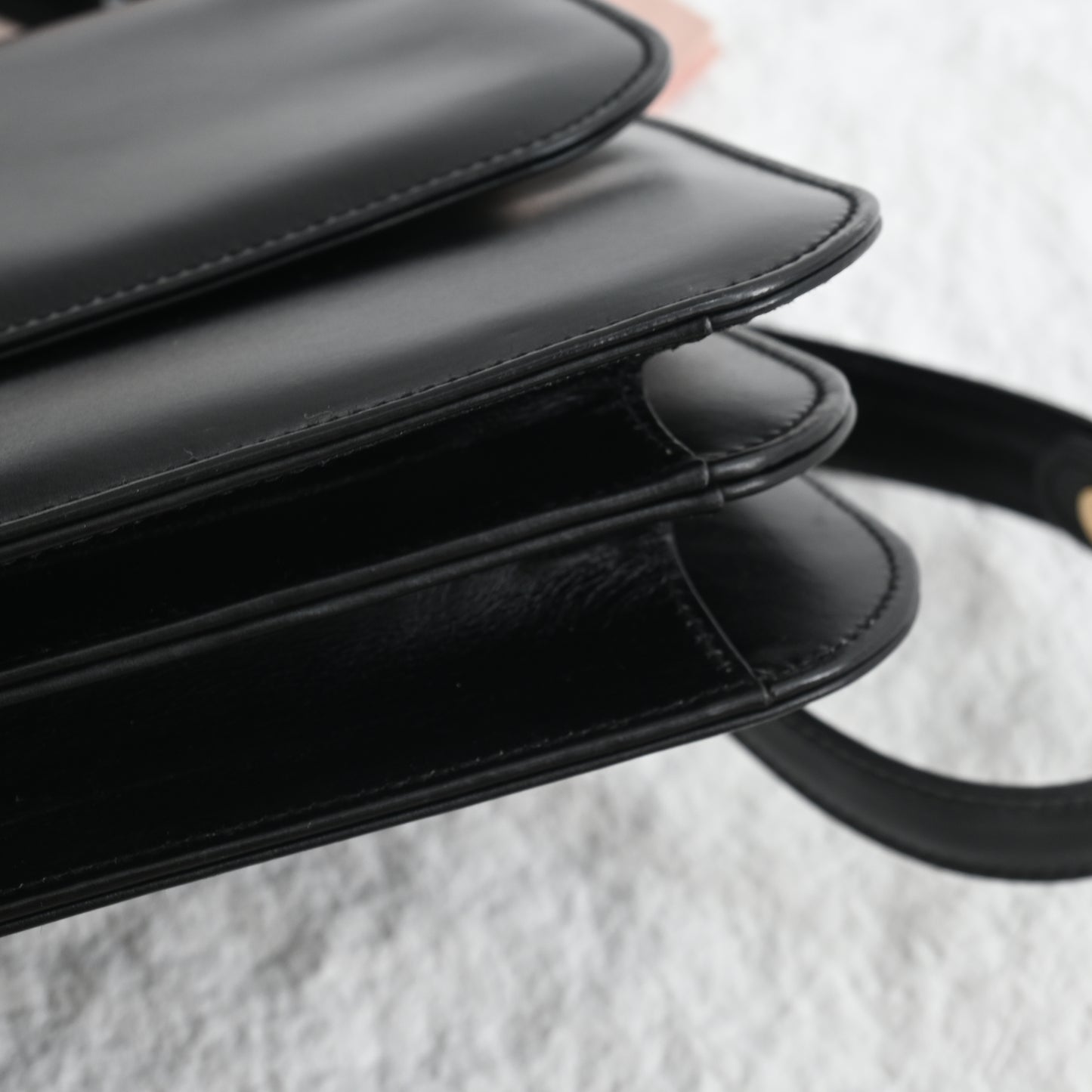 Old Gucci Flap Box CalfSkin Shoulder Bag