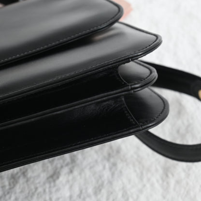 Old Gucci Flap Box CalfSkin Shoulder Bag