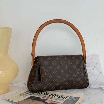 Louis Vuitton Looping PM Monogram