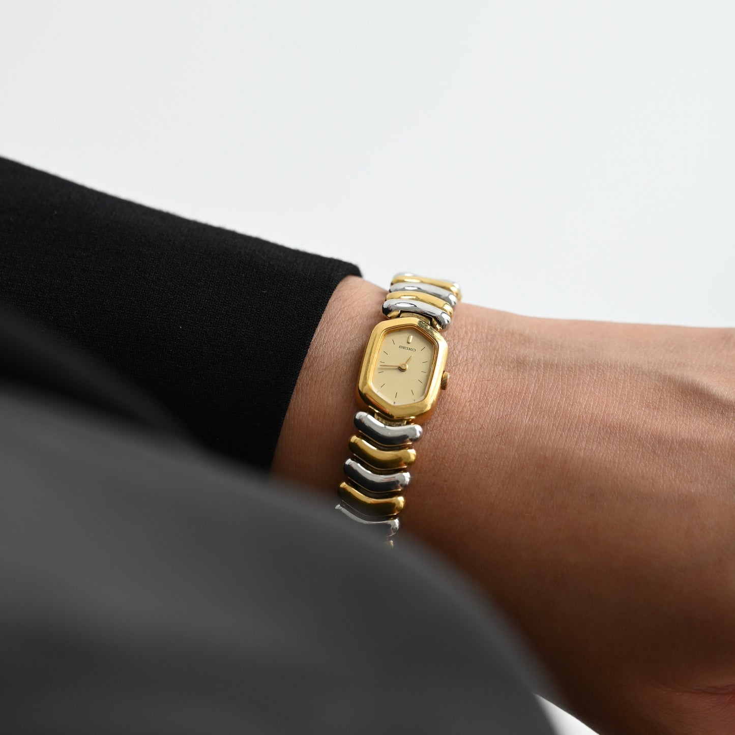 Seiko 2E20-5620 Watch