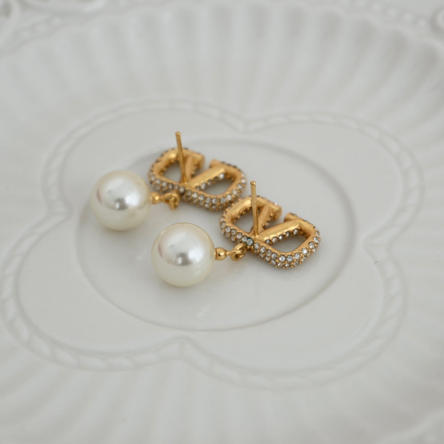 Valentino Garavani VLogo Signature Pearl Earrings