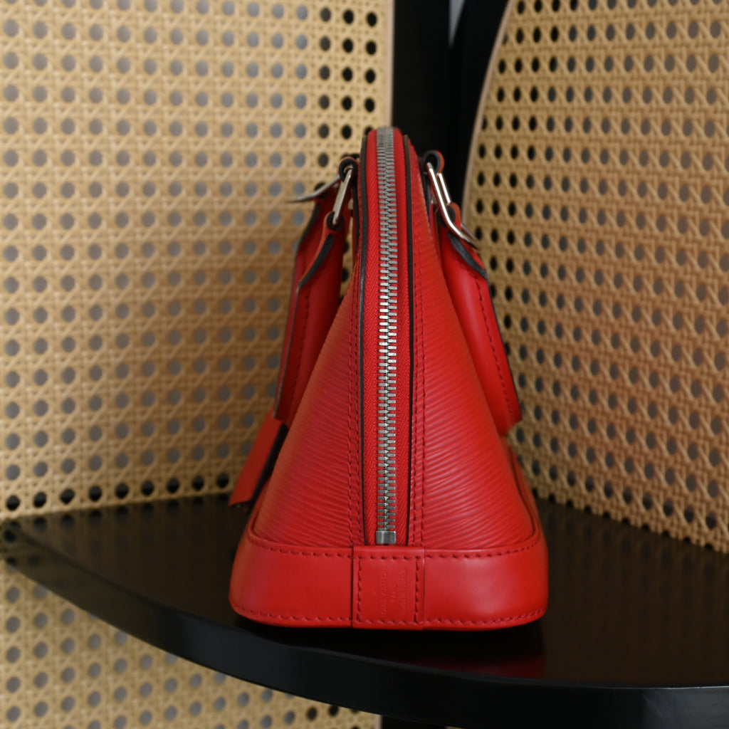 Louis Vuitton Alma BB in Epi