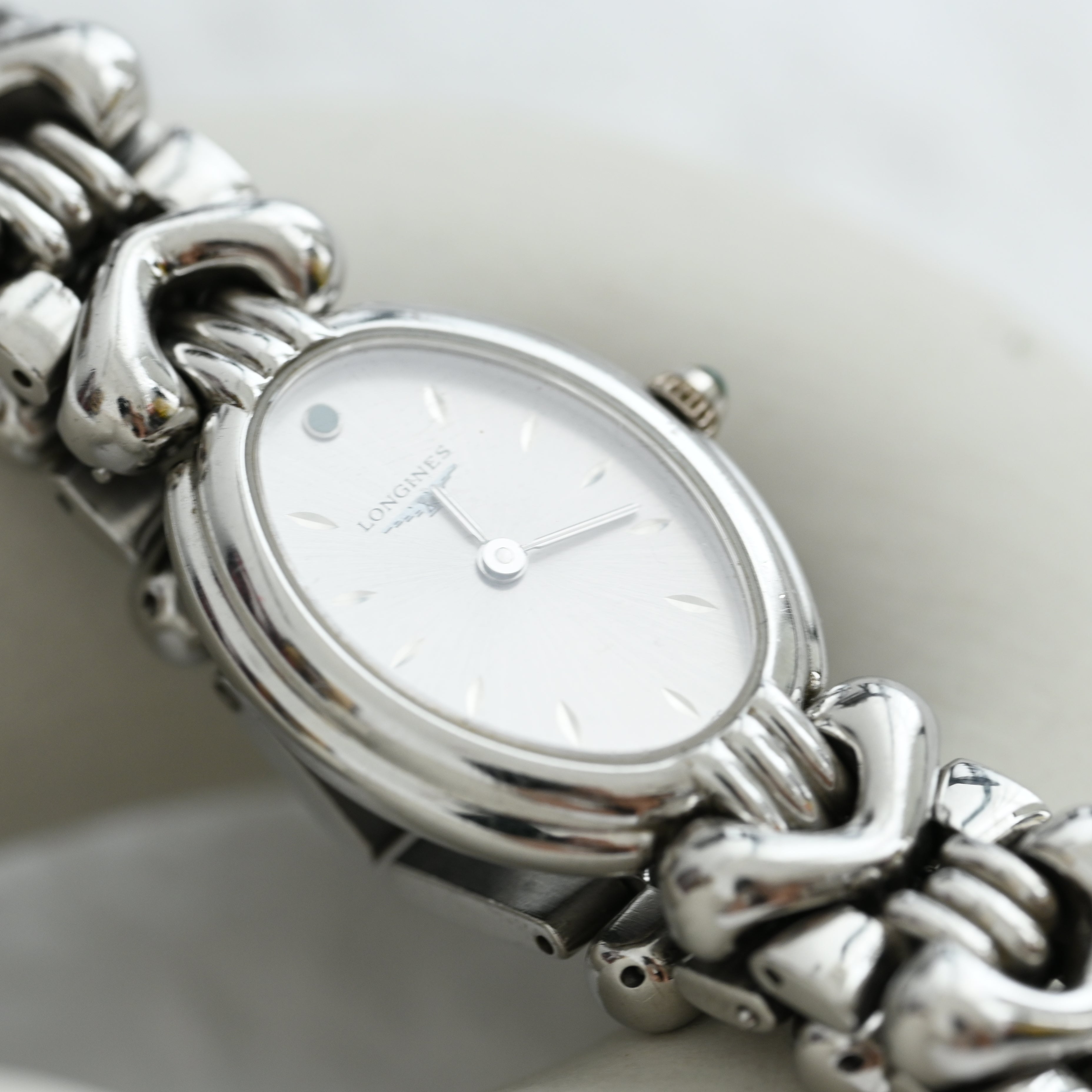 Longines L6.123.4 Oval Bracelet Watch - Leluxe Vintage Sdn. Bhd.