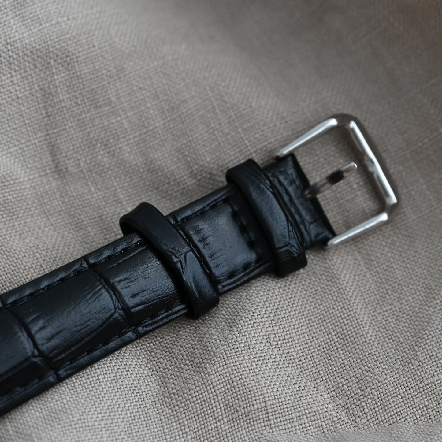 Omega Genève Tonneau Watch Ref.111.0123 Cal.625