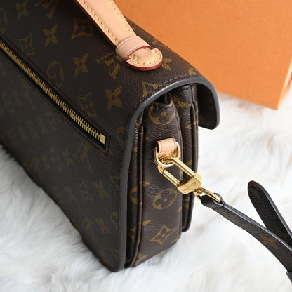 Louis Vuitton Pochette Métis Monogram