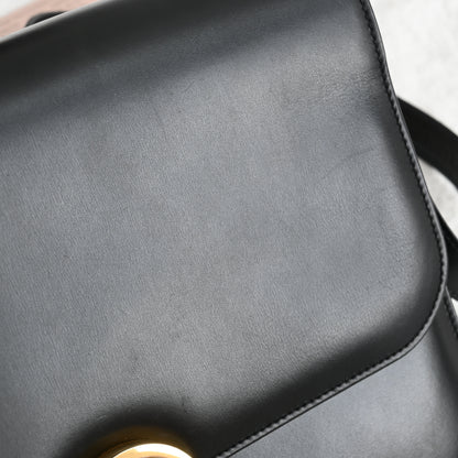 Old Gucci Flap Box CalfSkin Shoulder Bag