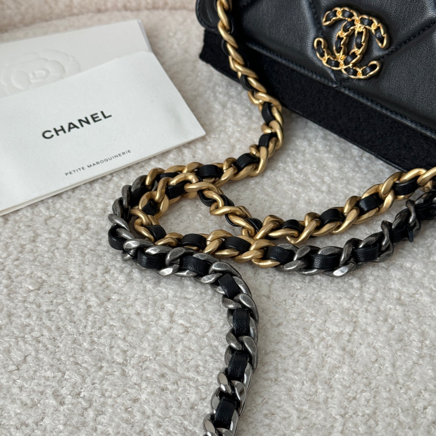 Chanel 19 Quilted Wallet On Chain WOC