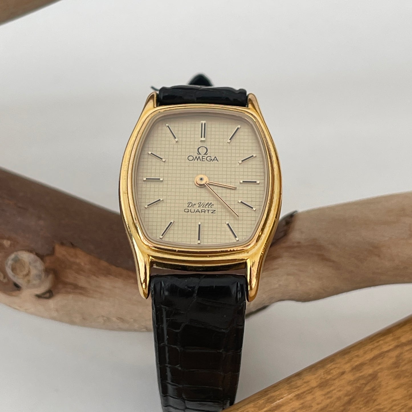 Omega De Villle Quartz Oval Watch