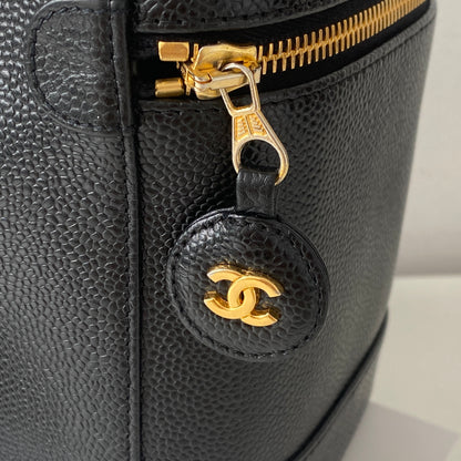 Chanel Vanity Caviar GHW