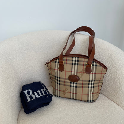 Burberry Check Tote in Beige