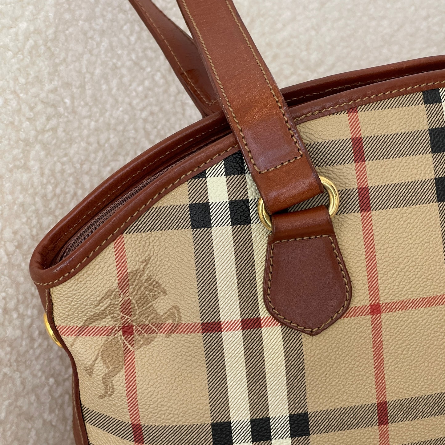 Burberry Check Tote in Beige