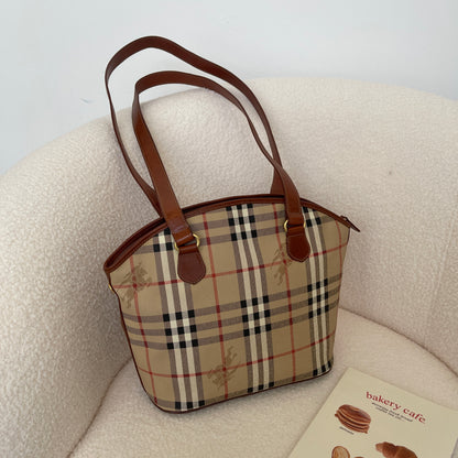 Burberry Check Tote in Beige