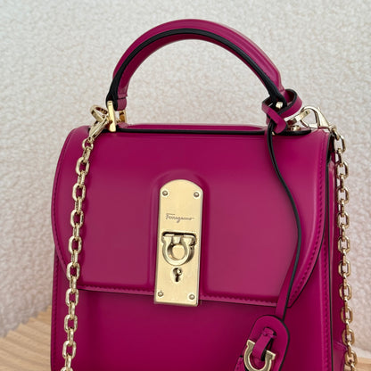 Ferragamo Gancini Boxy