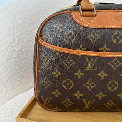 Louis Vuitton Deauville