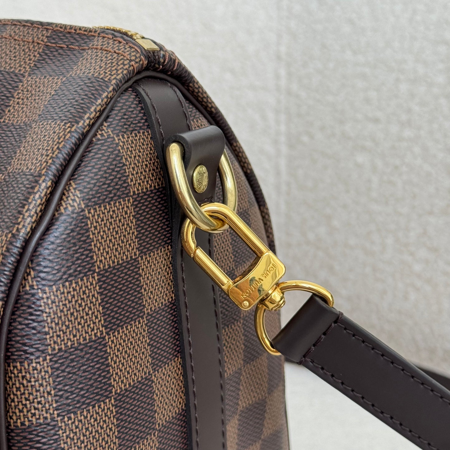 Louis Vuitton Damier Speedy 25