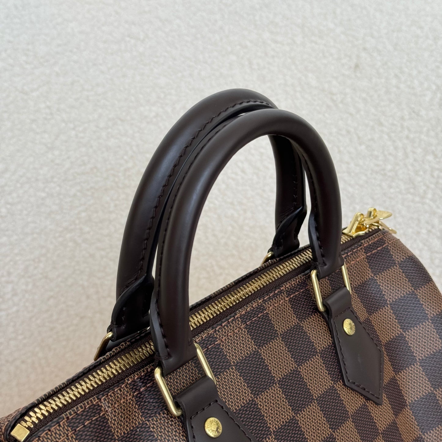 Louis Vuitton Damier Speedy 25