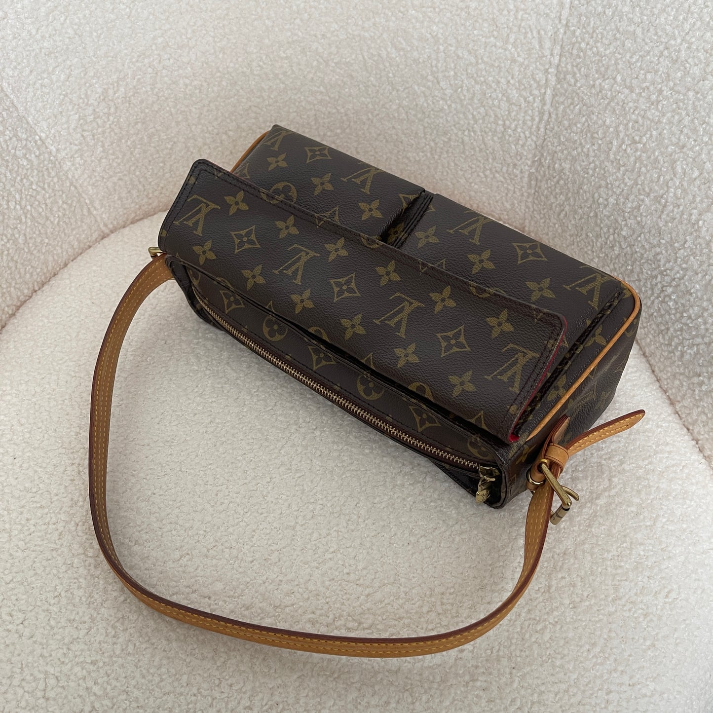 Louis Vuitton Monogram Viva Cite MM