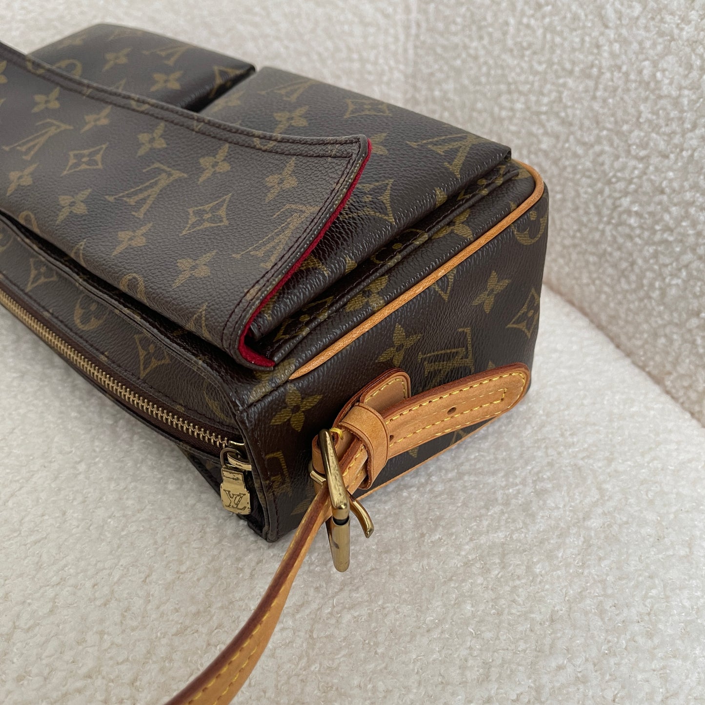 Louis Vuitton Monogram Viva Cite MM