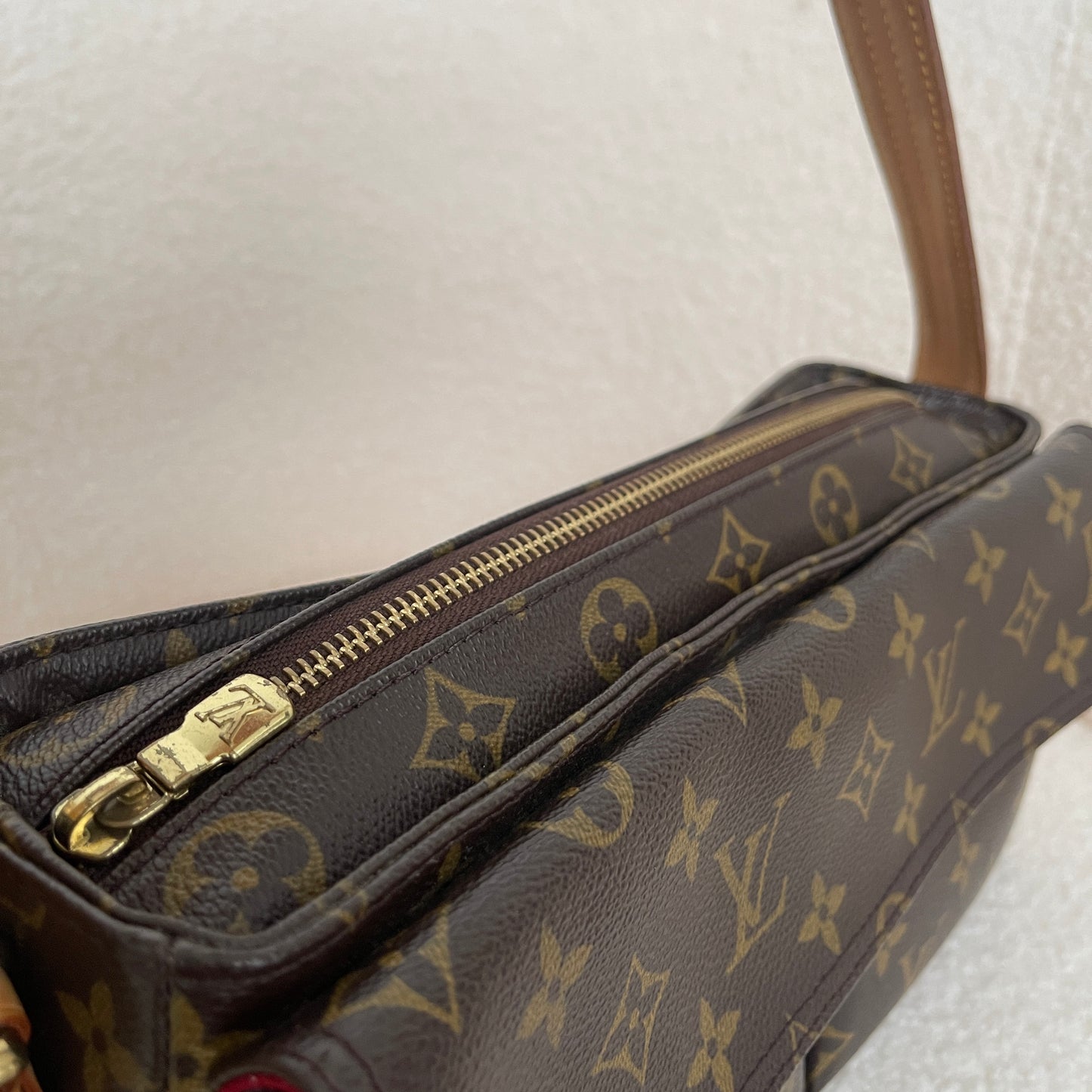 Louis Vuitton Monogram Viva Cite MM