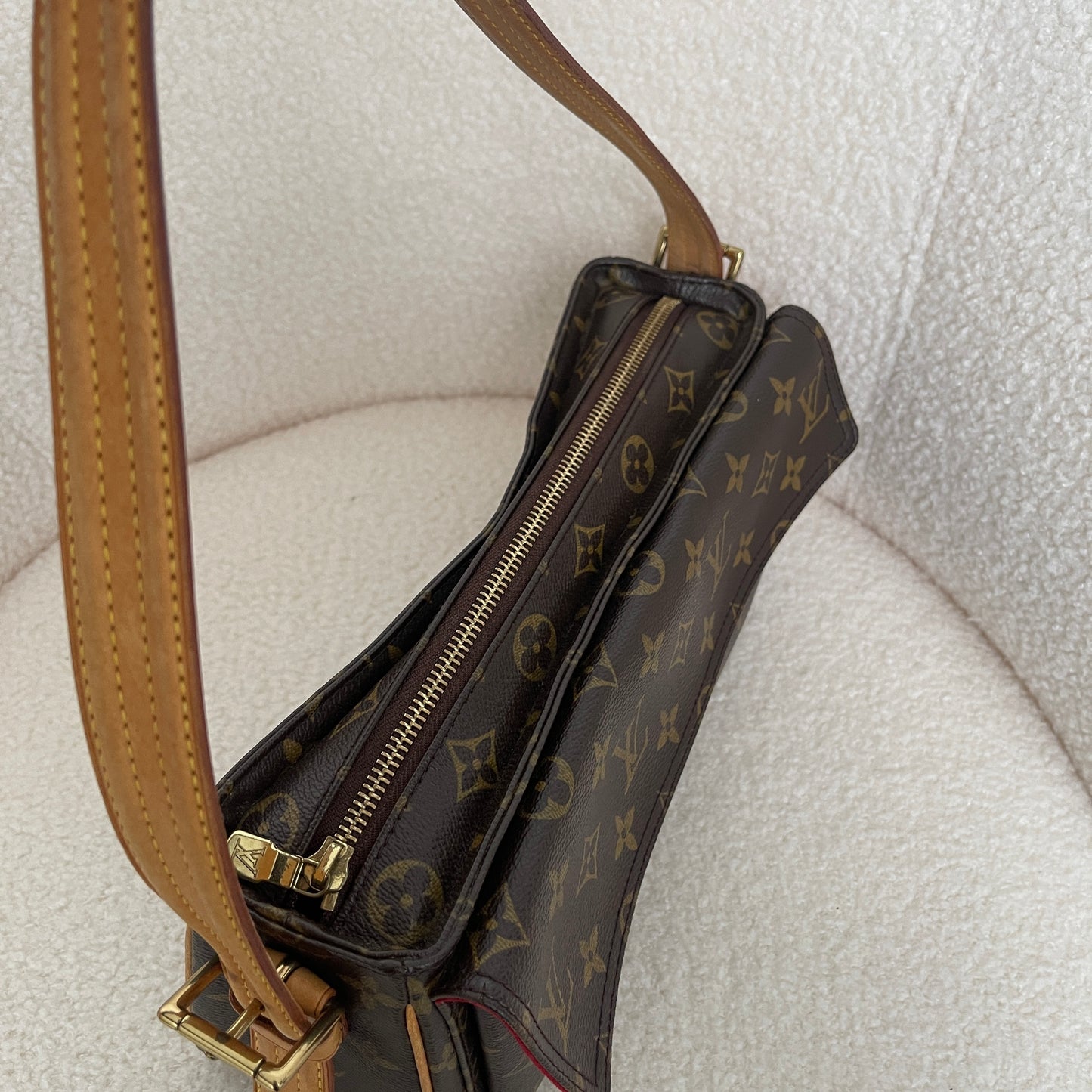 Louis Vuitton Monogram Viva Cite MM