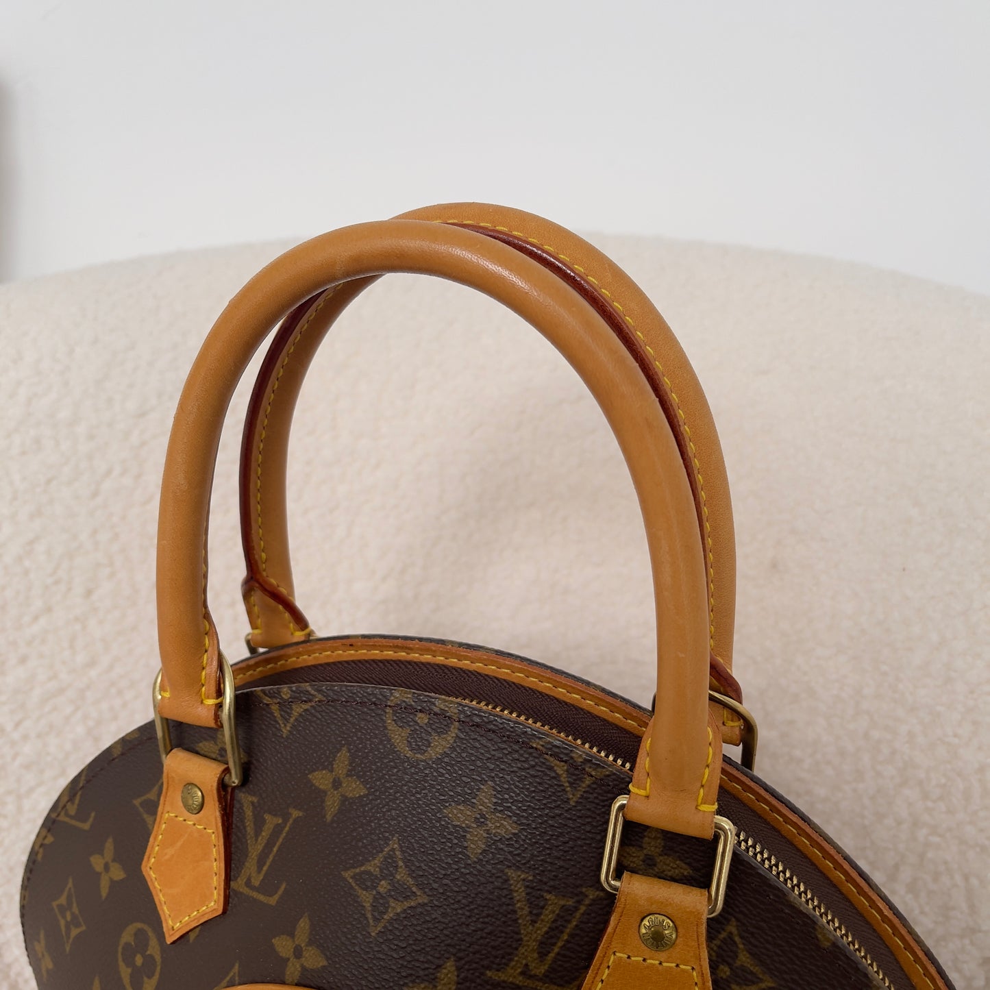 Louis Vuitton Ellipse PM