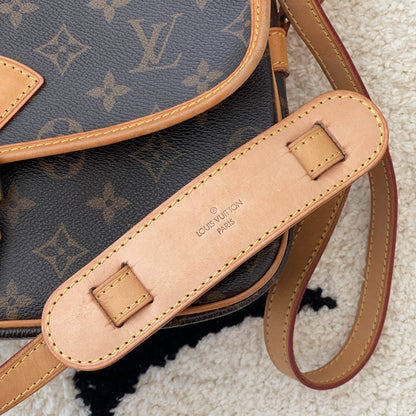 Louis Vuitton Sologne