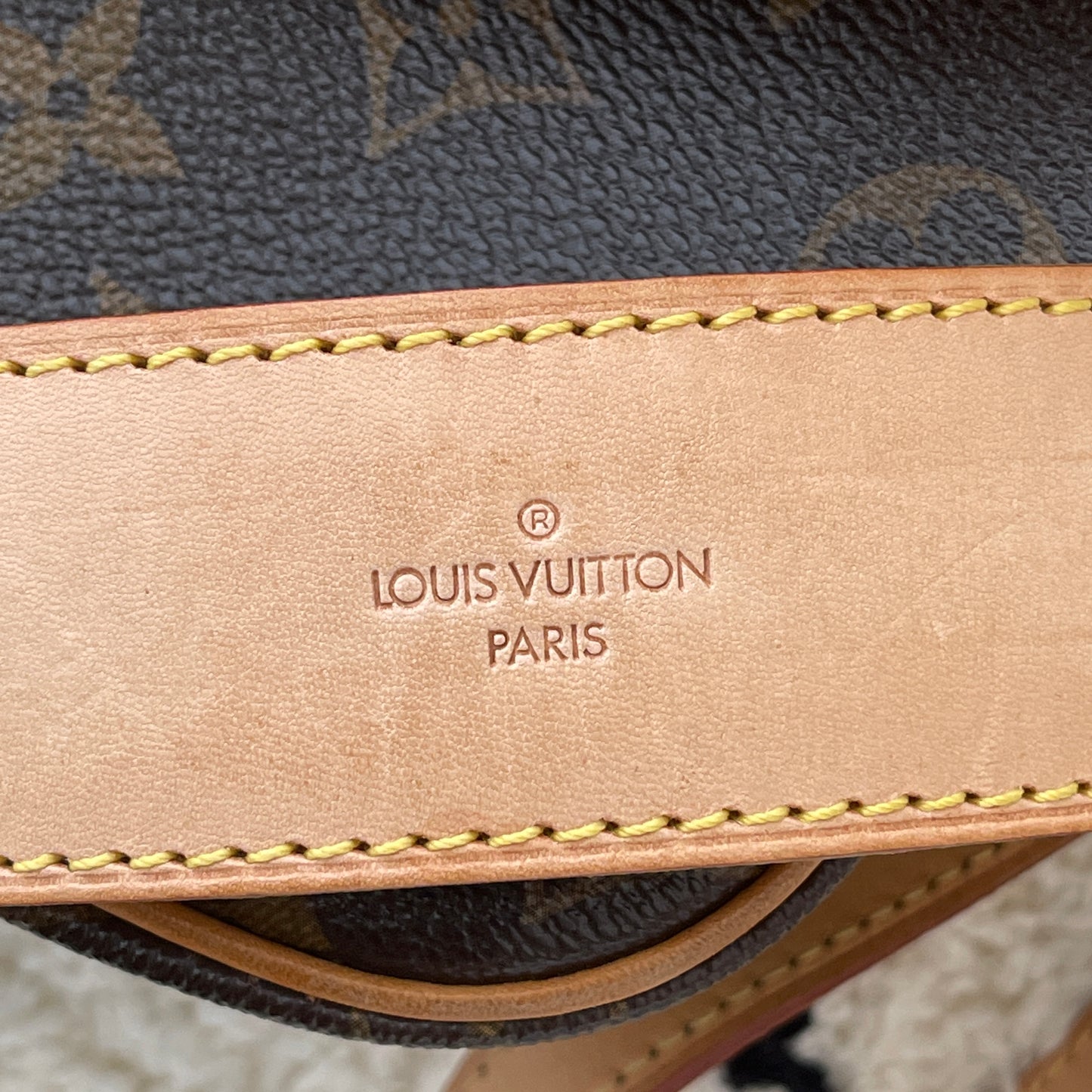 Louis Vuitton Sologne