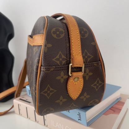 Louis Vuitton Monogram Blois