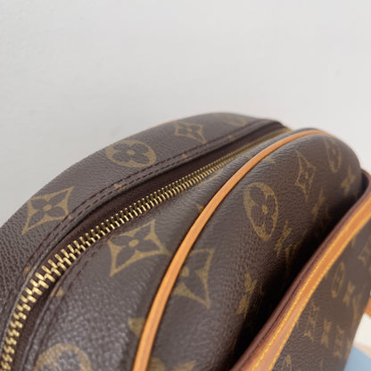 Louis Vuitton Monogram Blois