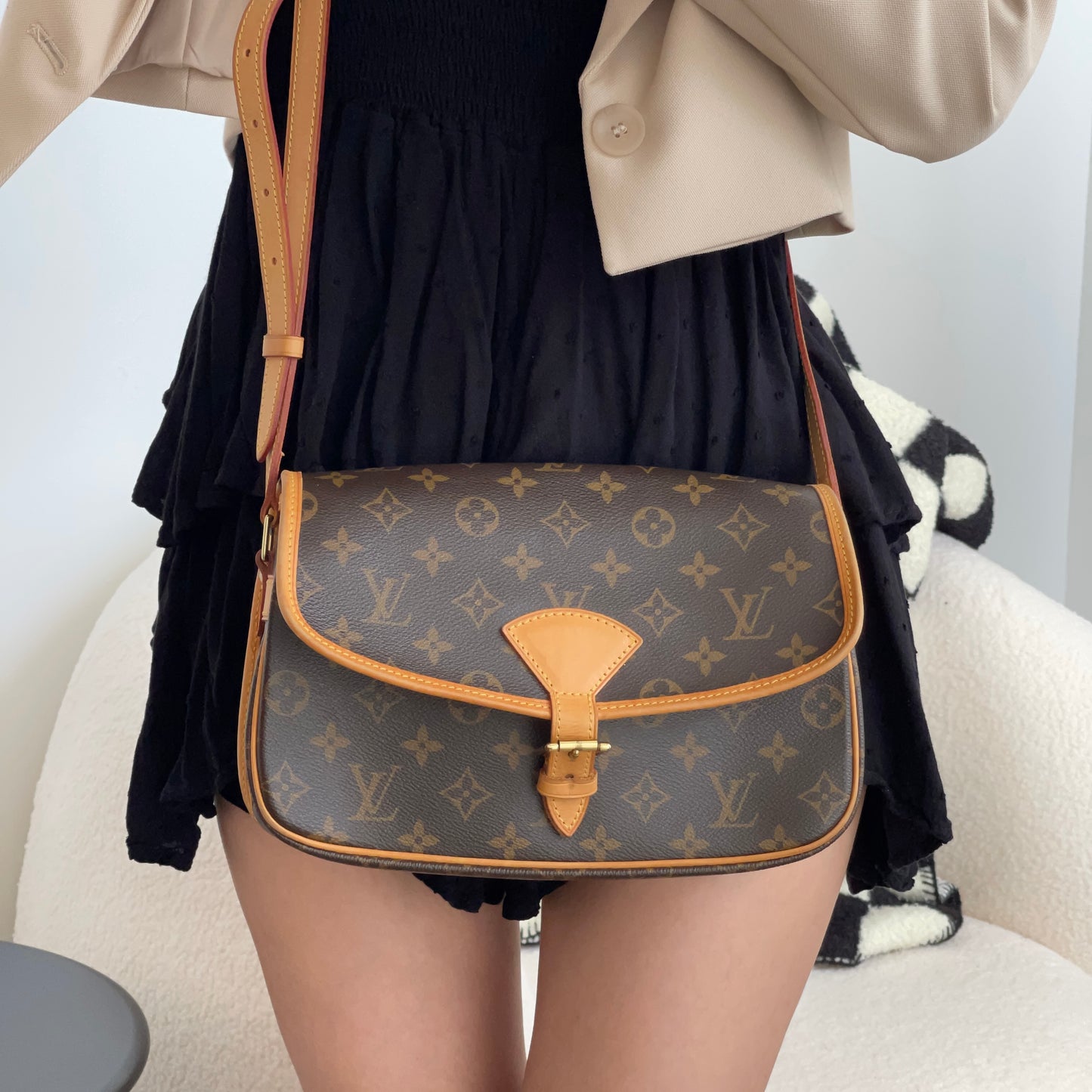 Louis Vuitton Sologne