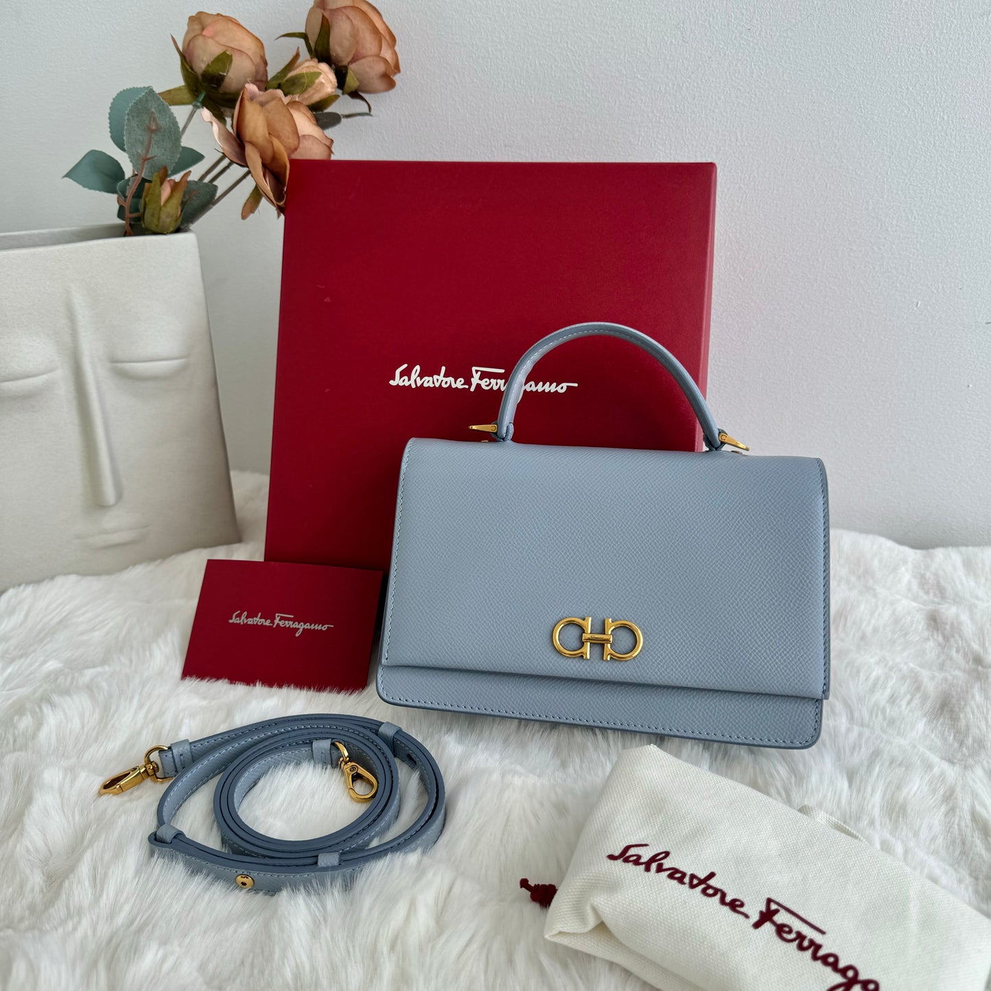 Ferragamo Handcarry bag