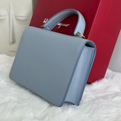 Ferragamo Handcarry bag