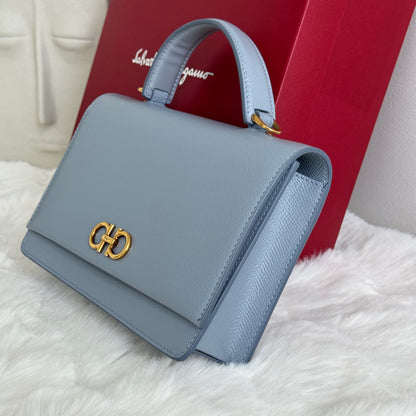 Ferragamo Handcarry bag