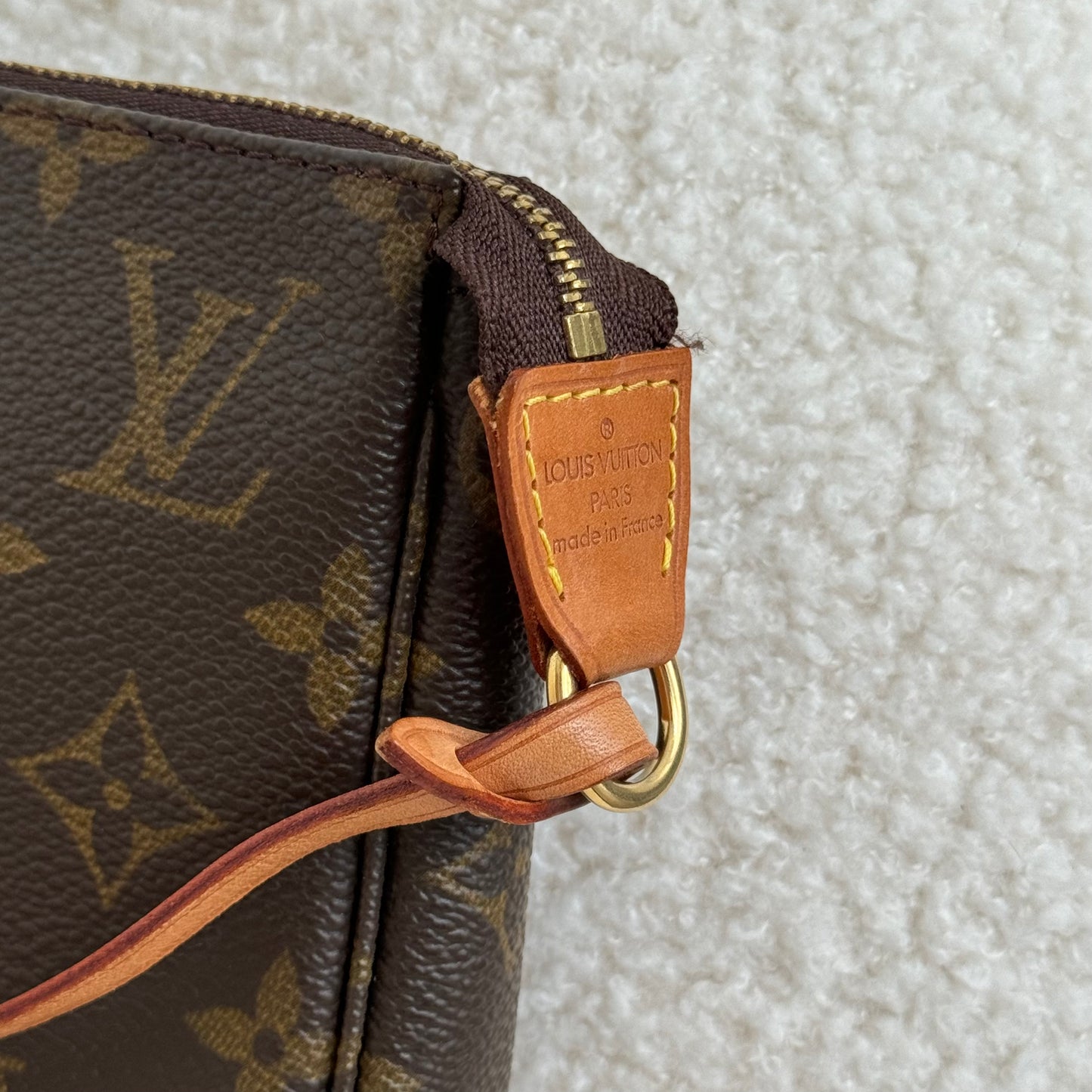 Louis Vuitton Pochette Accessoires