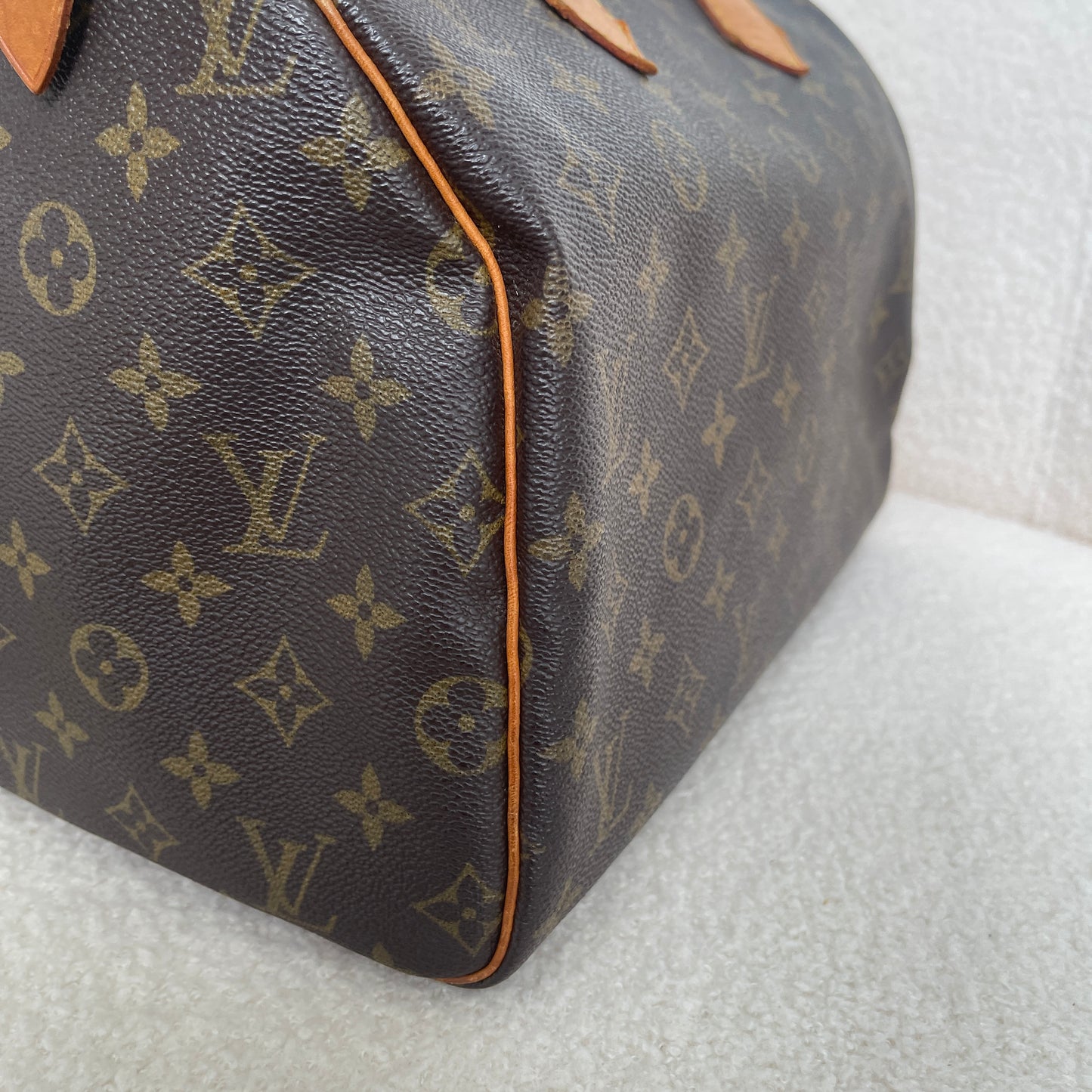 Louis Vuitton Speedy 30