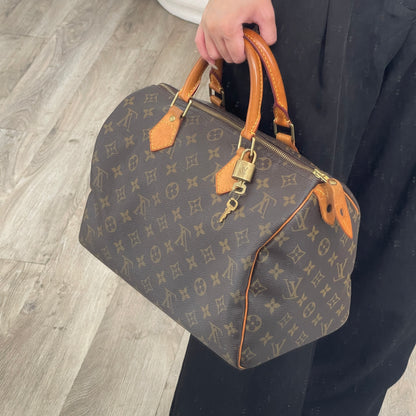 Louis Vuitton Speedy 30