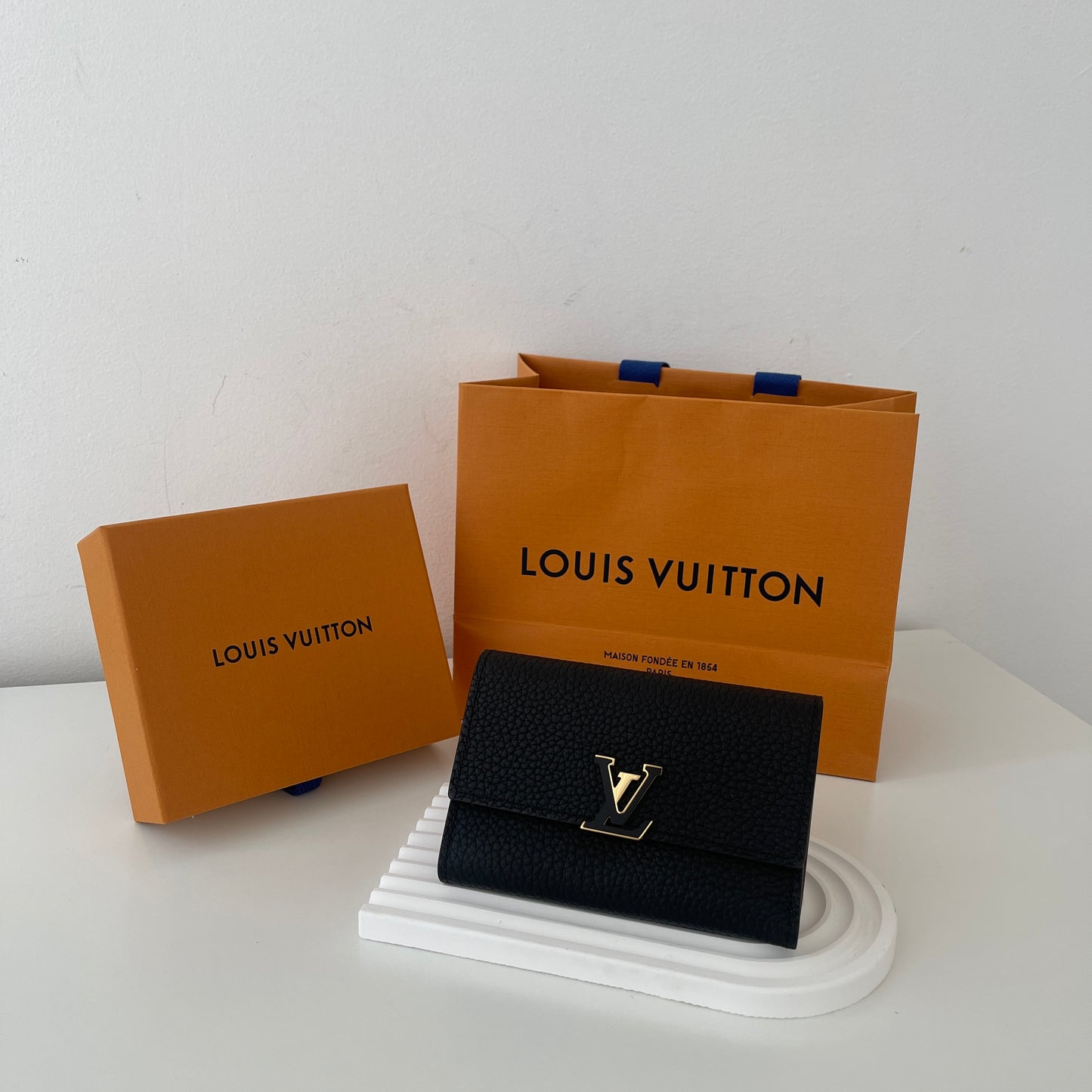 Louis Vuitton Capucines Wallet