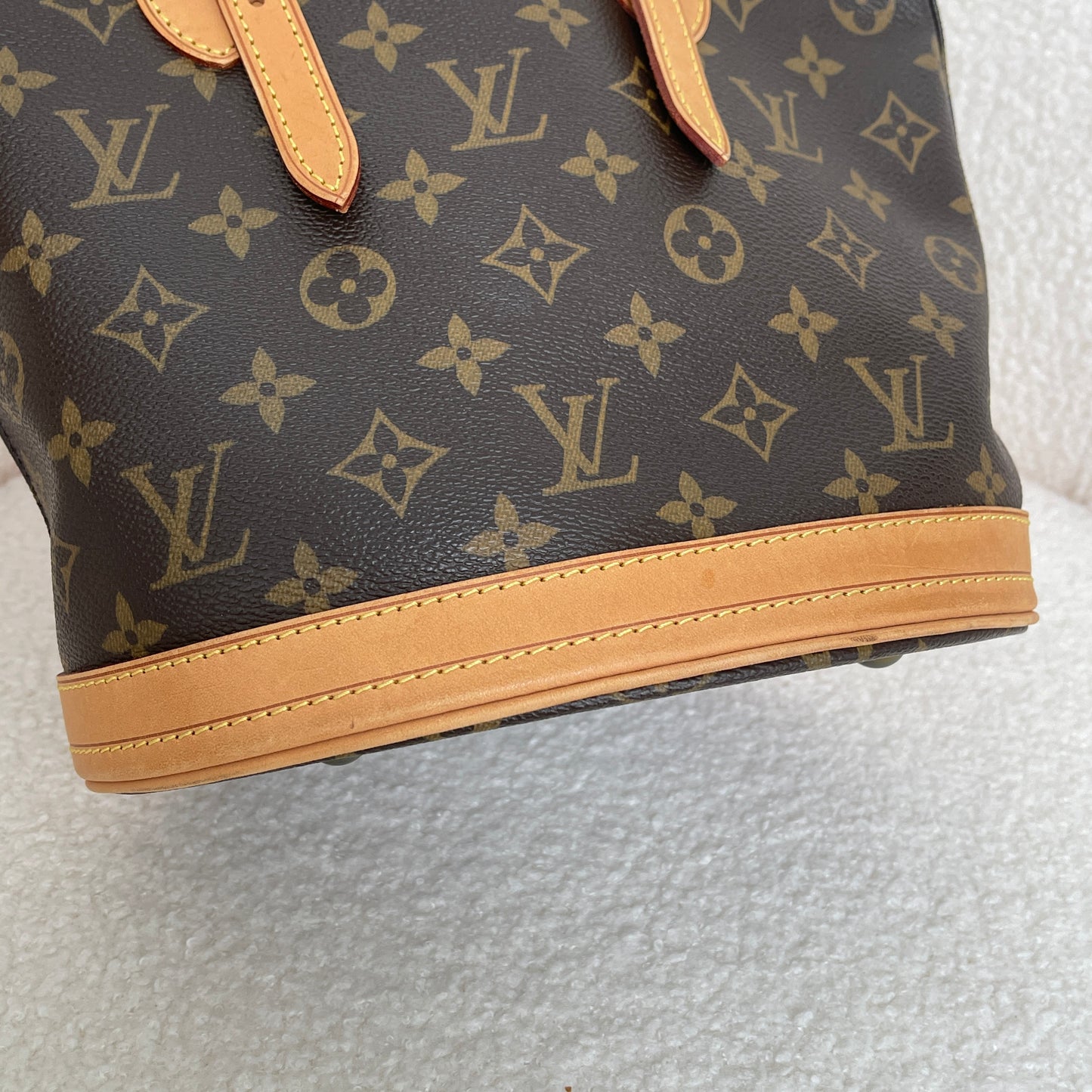 Louis Vuitton Bucket PM