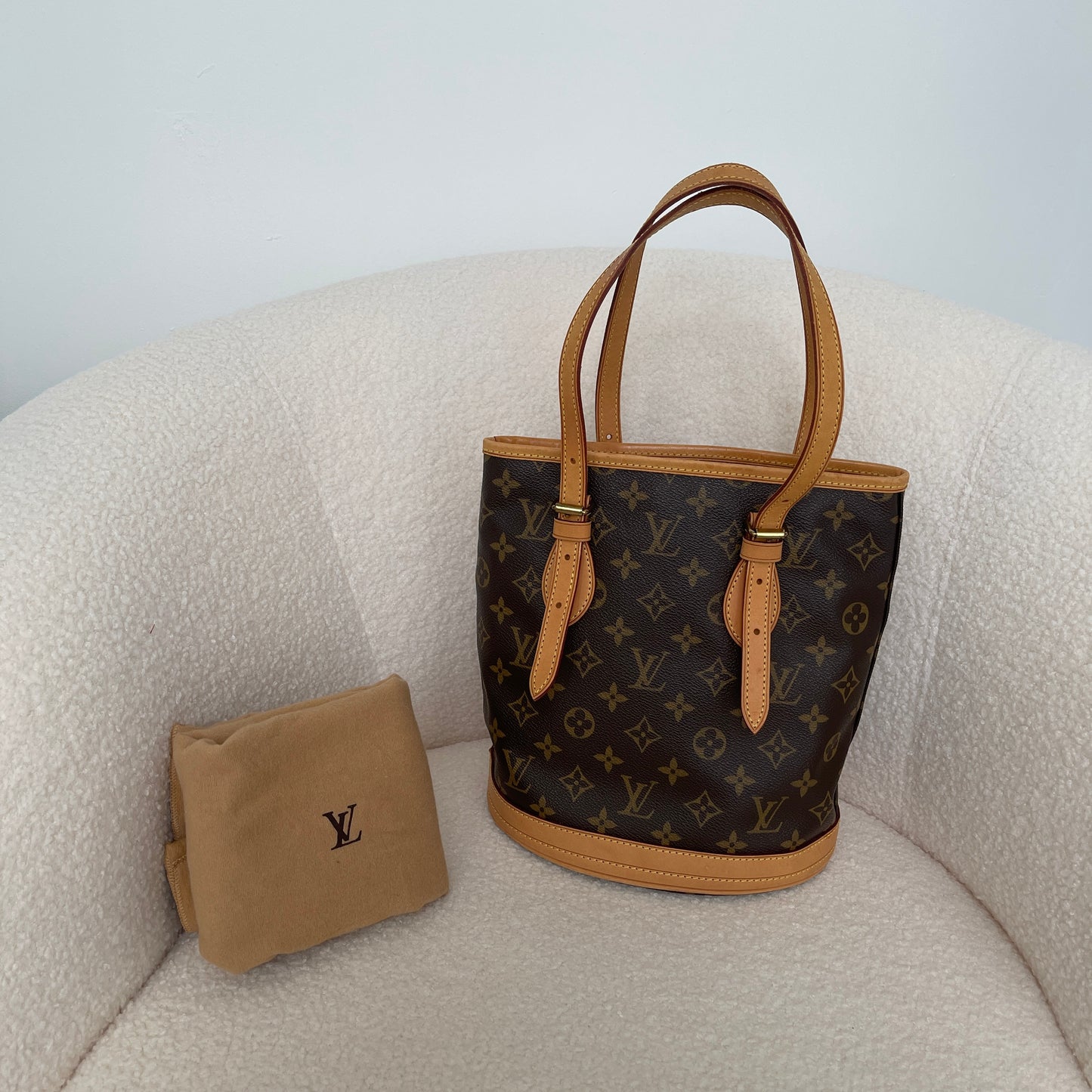 Louis Vuitton Bucket PM