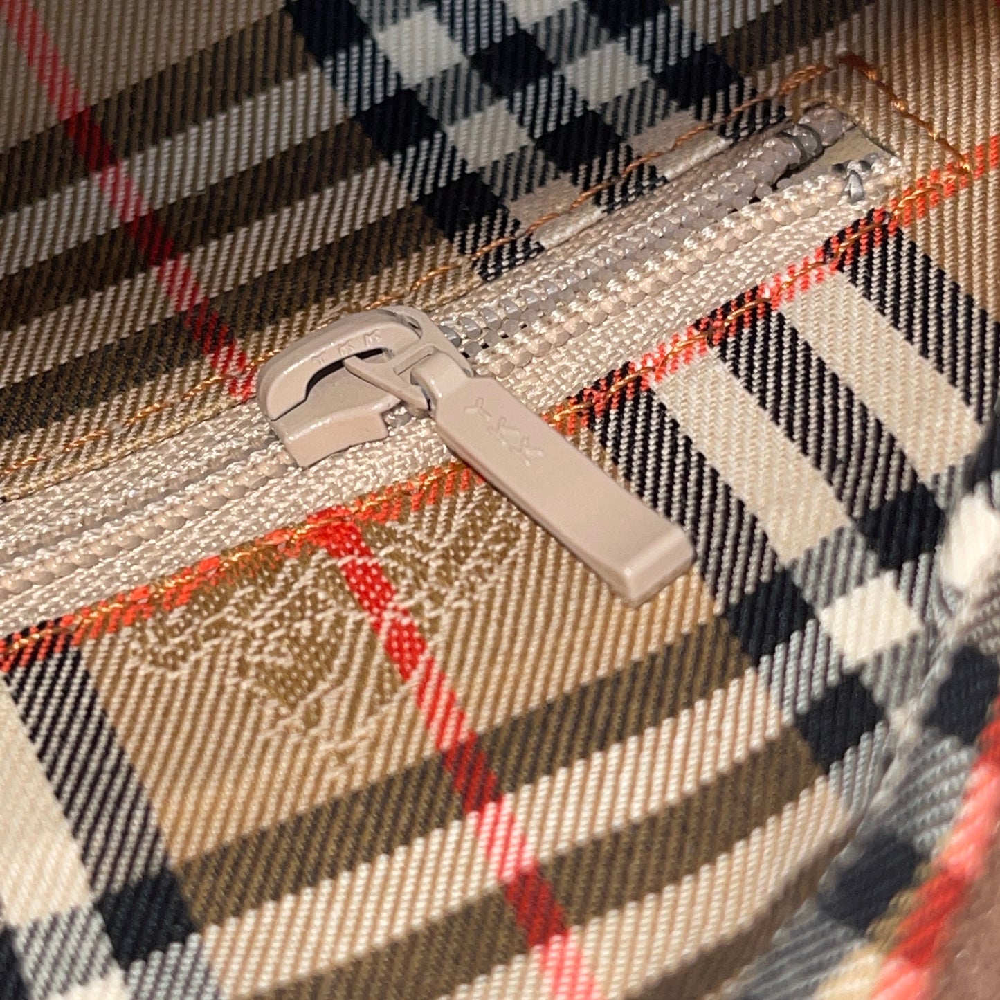 Burberry Hand-carry Bag