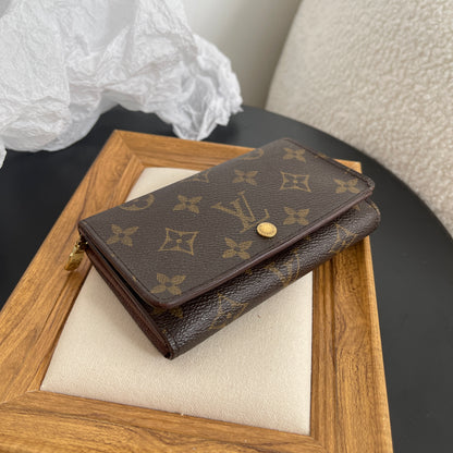 Louis Vuitton Porte Monnaie Billets Tresor Wallet Monogram