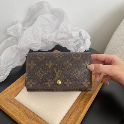 Louis Vuitton Porte Monnaie Billets Tresor Wallet Monogram